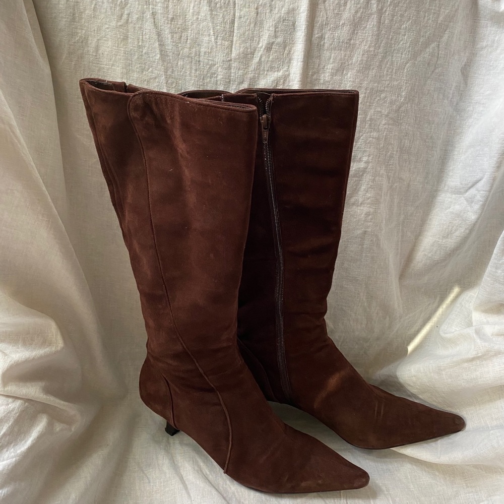 Gorgeous Suede Boots By BANDOLINO – Sz 10